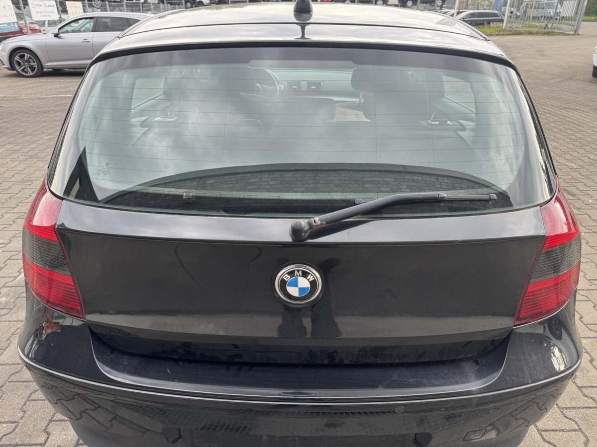 BMW 1er E87 original Heckklappe mit Heckscheibe 475 Blacksapphire Bj.2005